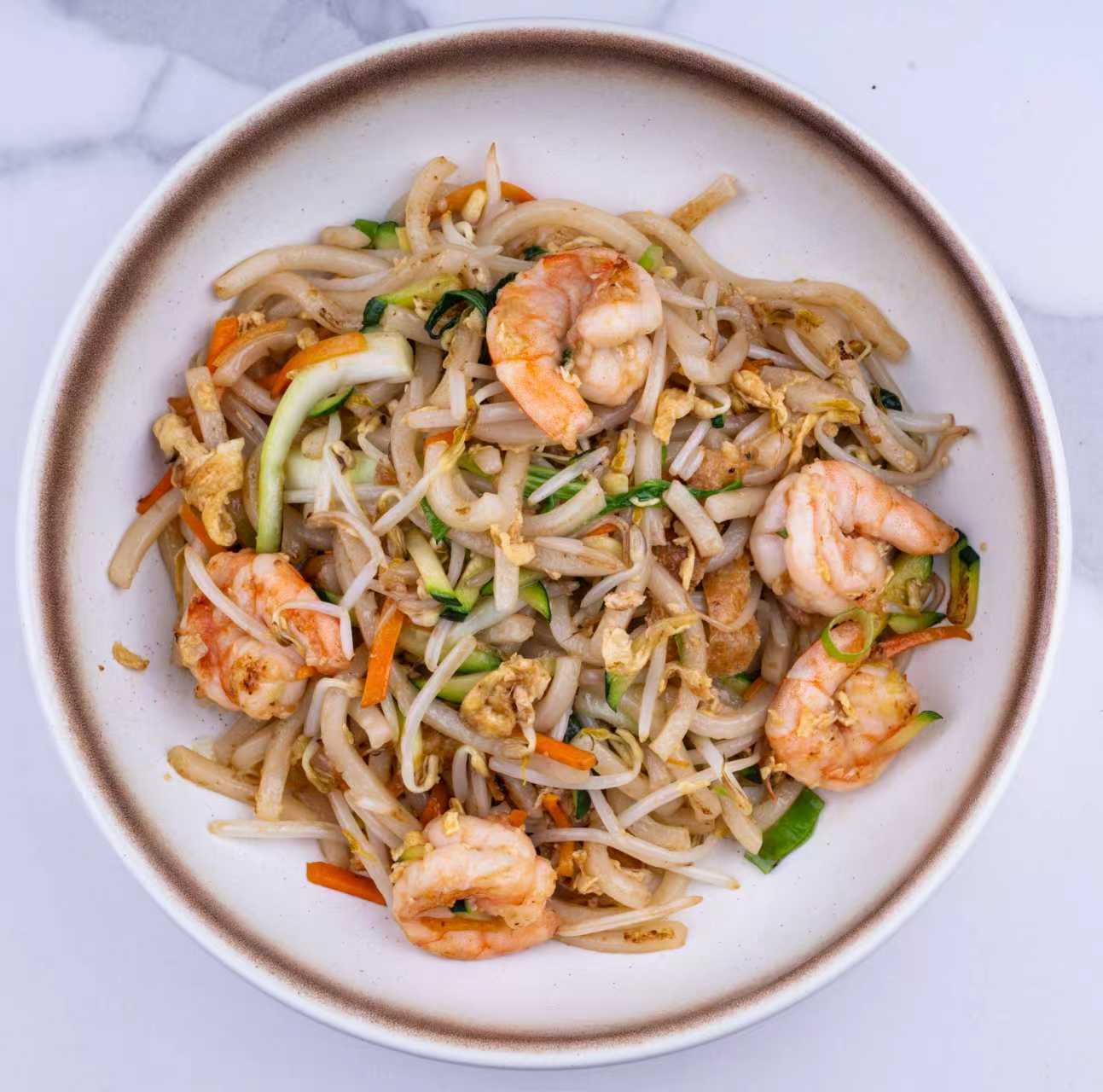 41. YAKI UDON CON GAMBERI