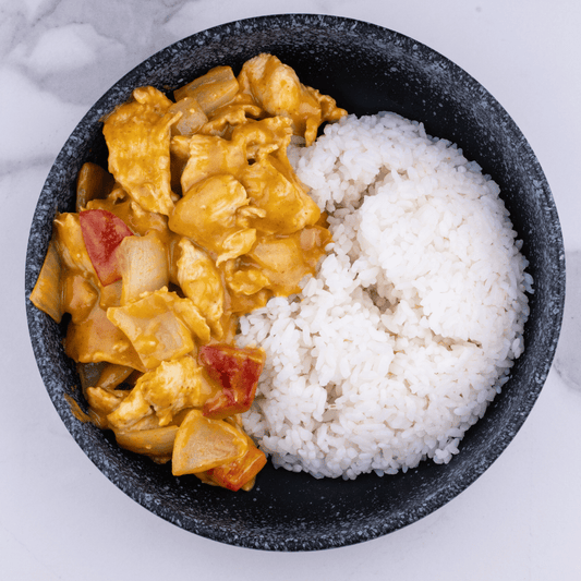 52. RISO CON POLLO AL CURRY